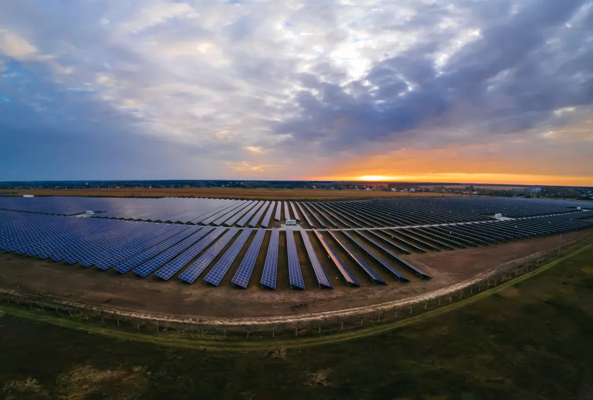Large-scale solar energy installation